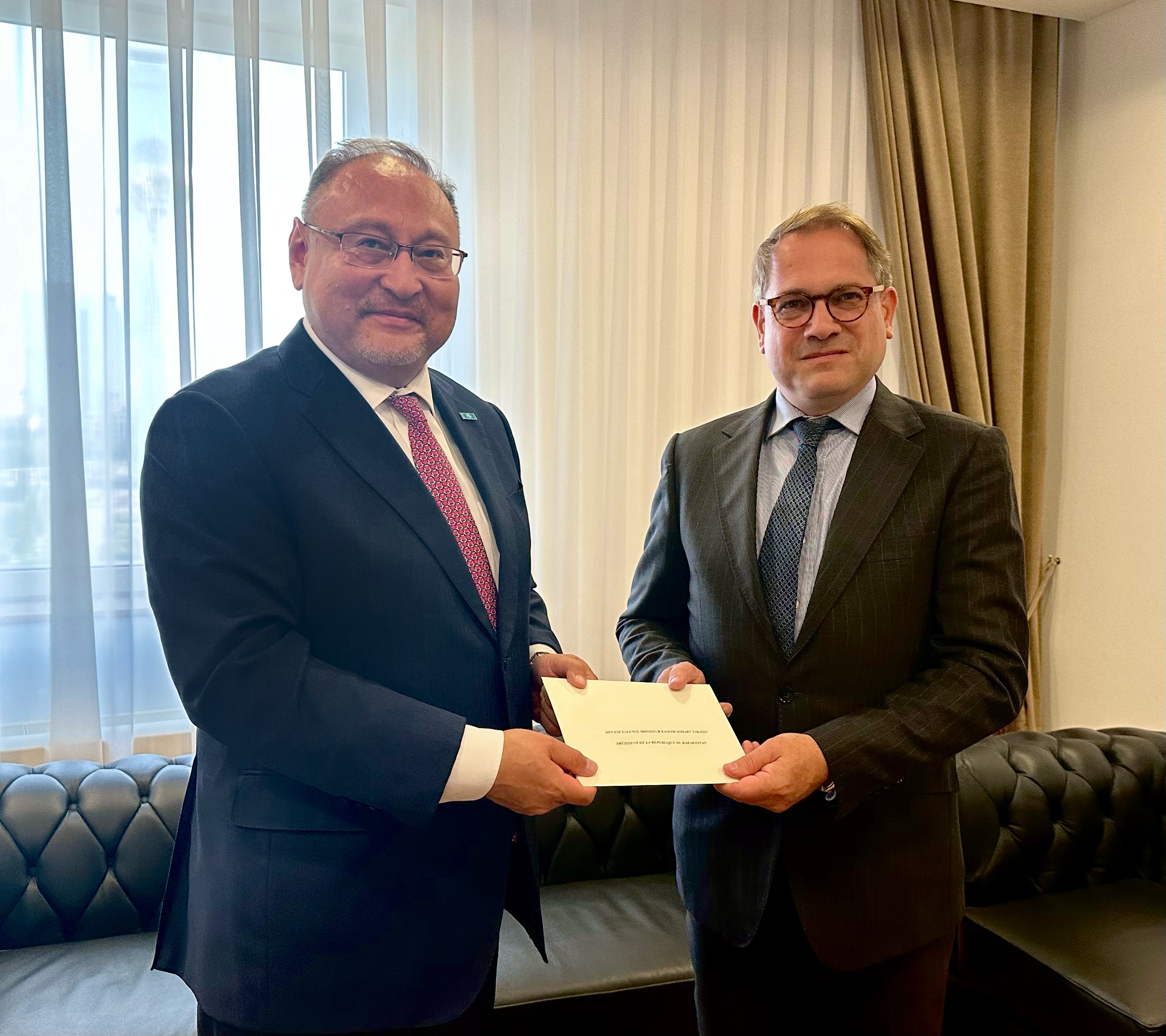 Newly Appointed French Ambassador to Kazakhstan Presents Copies of Credentials