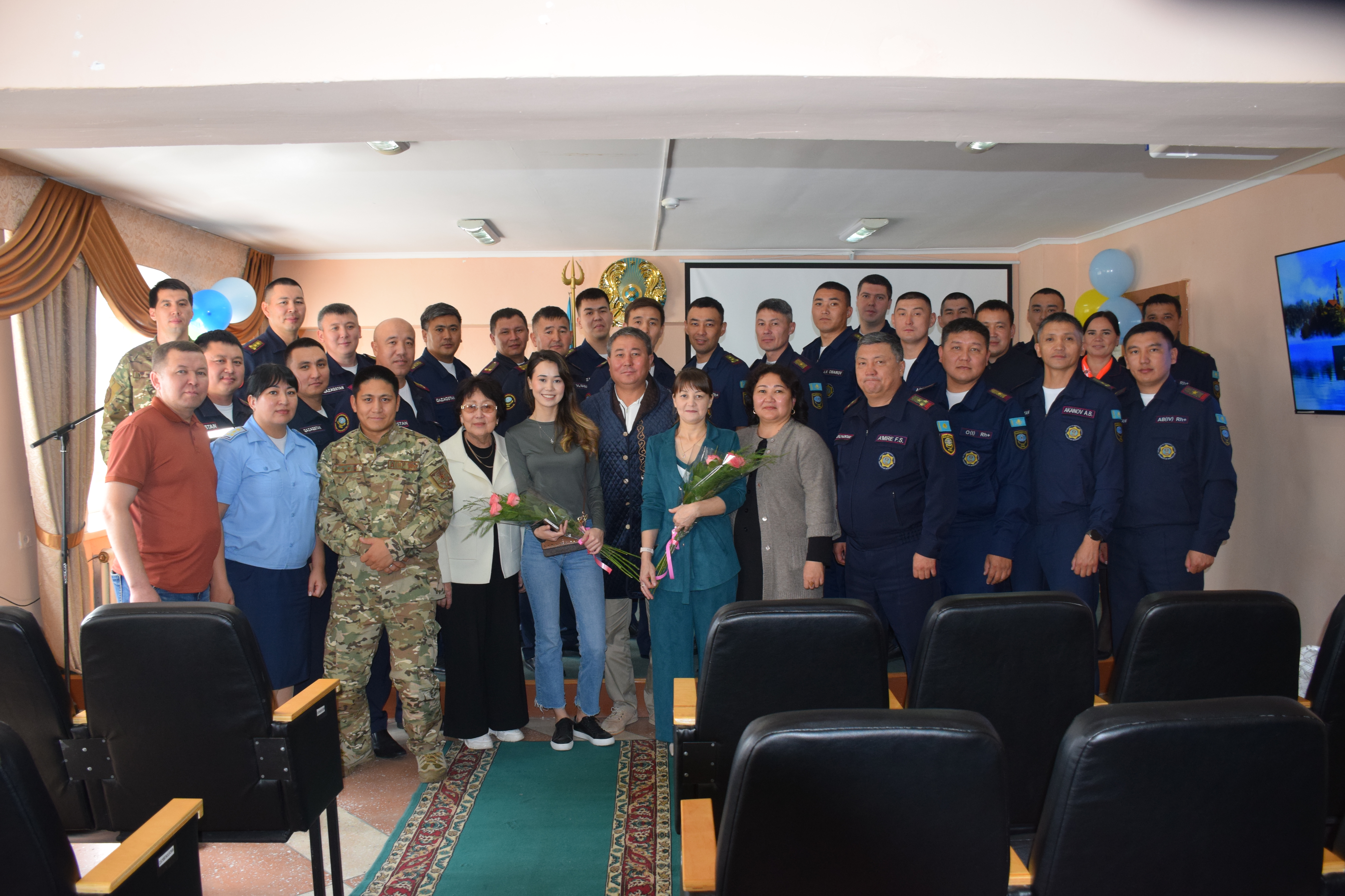 Құрмет демалысына шығарып салды