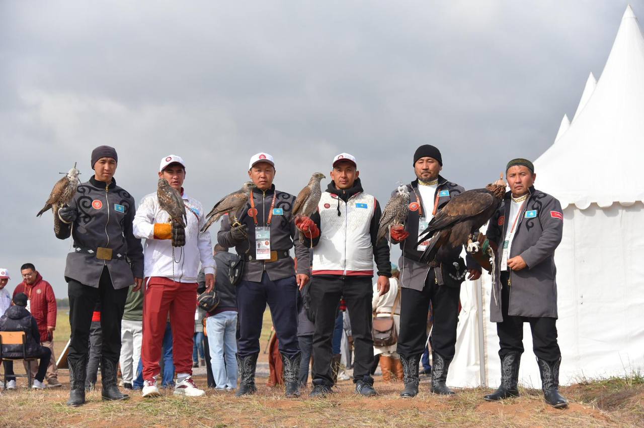 БЕРКУТЧИ СЕРИКБЕК КУНТУГАН ЗАВОЕВАЛ ЗОЛОТО