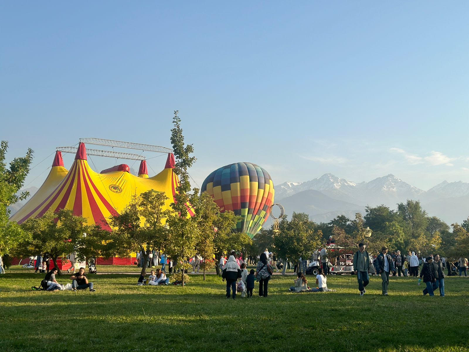Фестиваль "Alma Fest" прошел в парке им. Первого Президента в г. Алматы