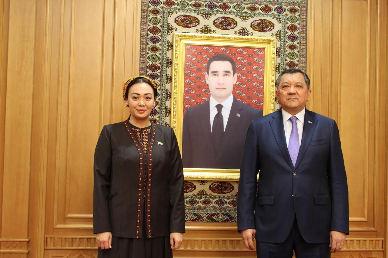 The Ambassador of Kazakhstan met with the Chairman of the Mejlis of Turkmenistan to discuss bilateral relations