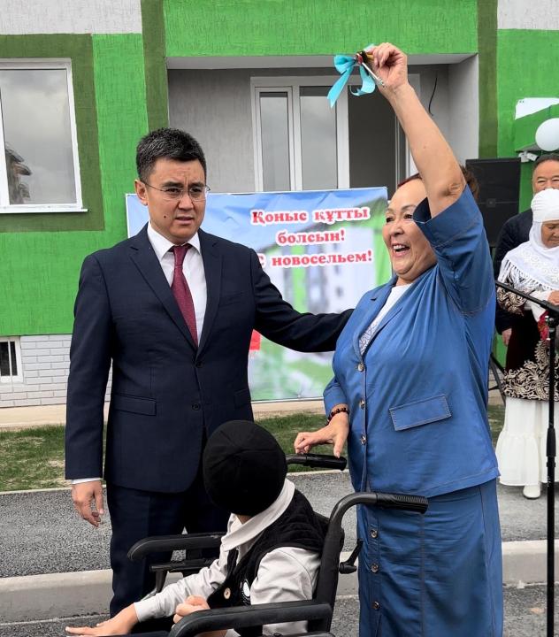 Вручение ключей от квартир очередникам
