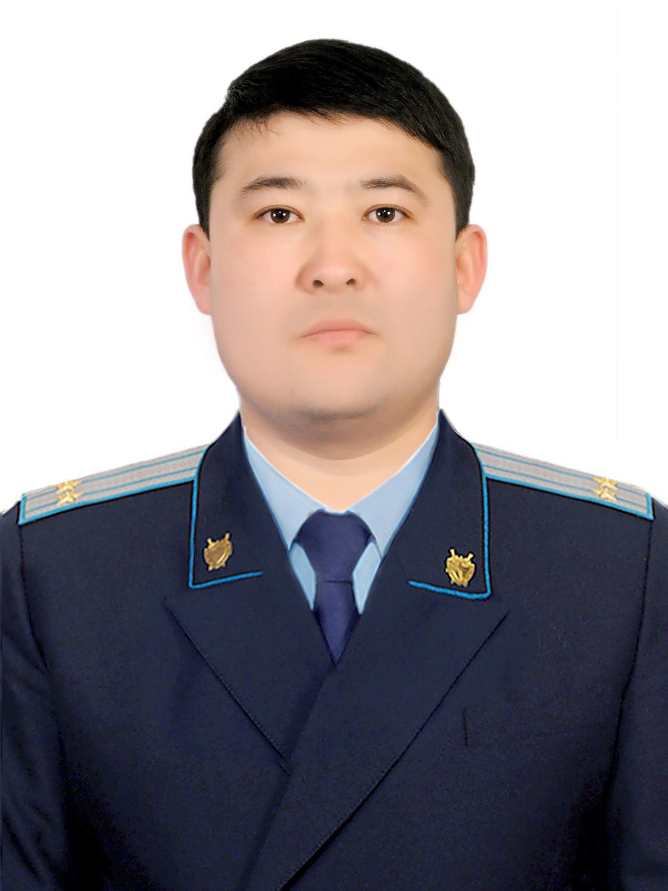 Қынапты кеңейтетін құралмен пискиін ашқан бойжеткен суланған.