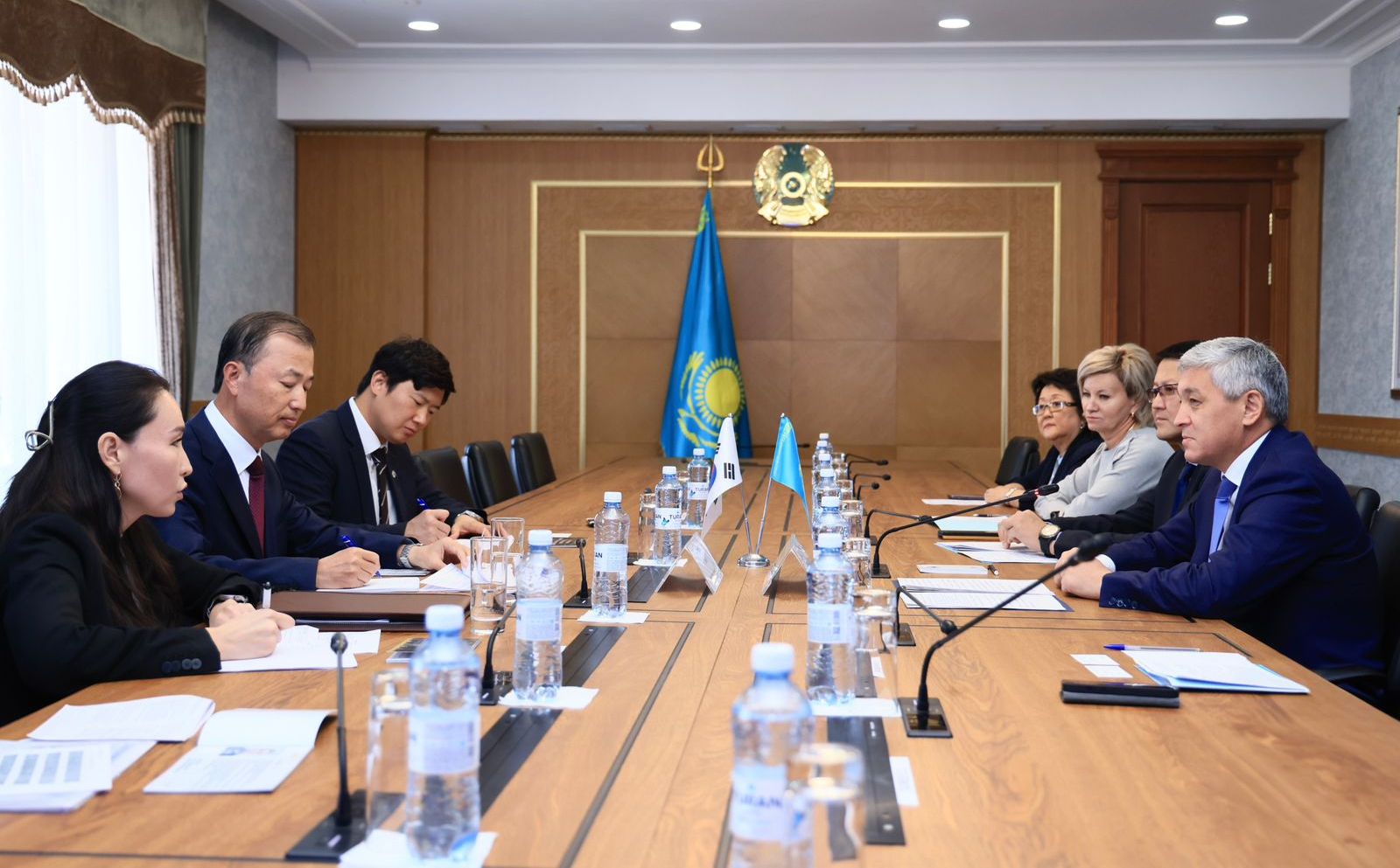 Ермаганбет Булекпаев встретился с послом Кореи   