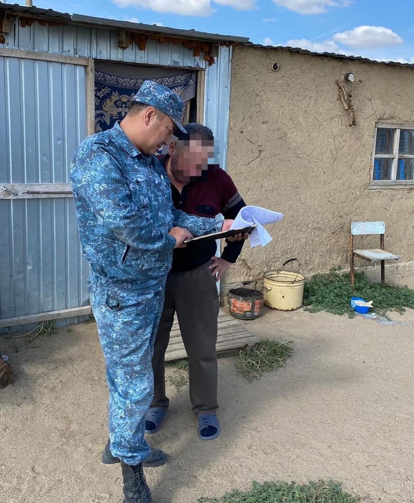 Полицейские обходят все дома и зимовки в Актобе