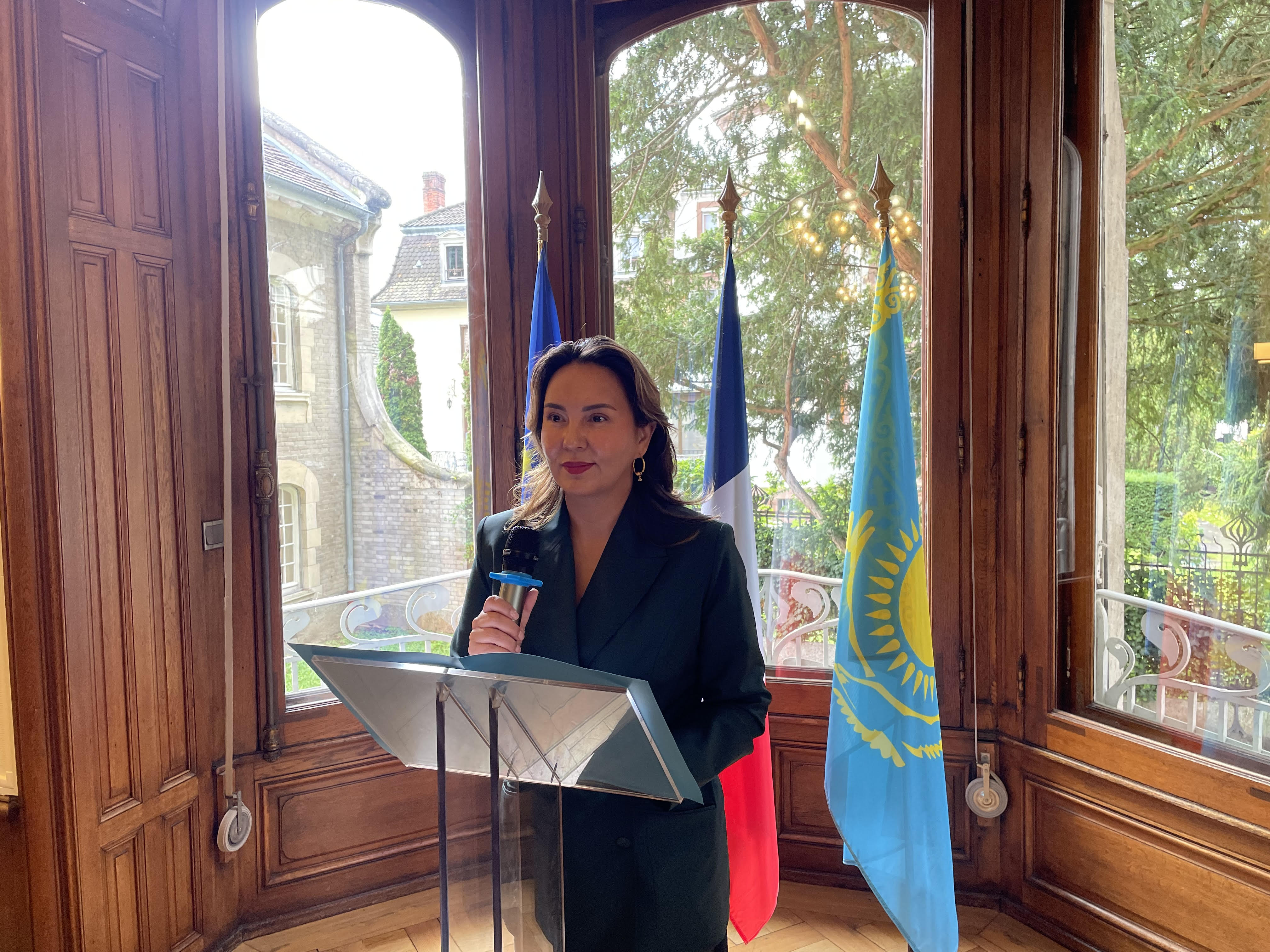 Le Message du Chef de l'État présenté à Strasbourg