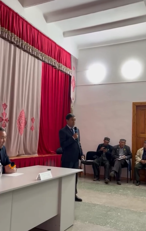 Встреча с населением поселков Водный и Восход