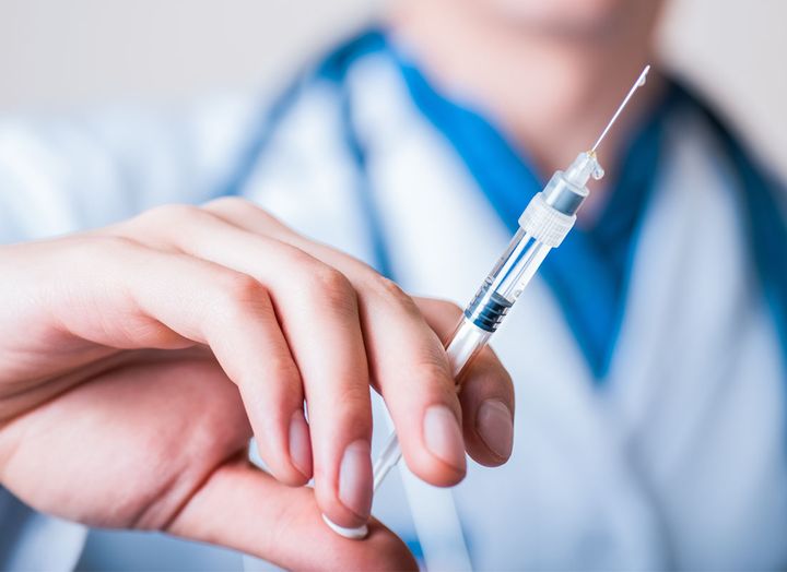 Вакцинация-бұл Сіздің балаңызды дерттен қорғаудың жолы. Екпені уақытымен алмай өткізіп жіберу немесе екпе егу кестесін бұзу иммунитетті әлсіретіп, ағзаны қауіпті инфекцияларға осал етеді.