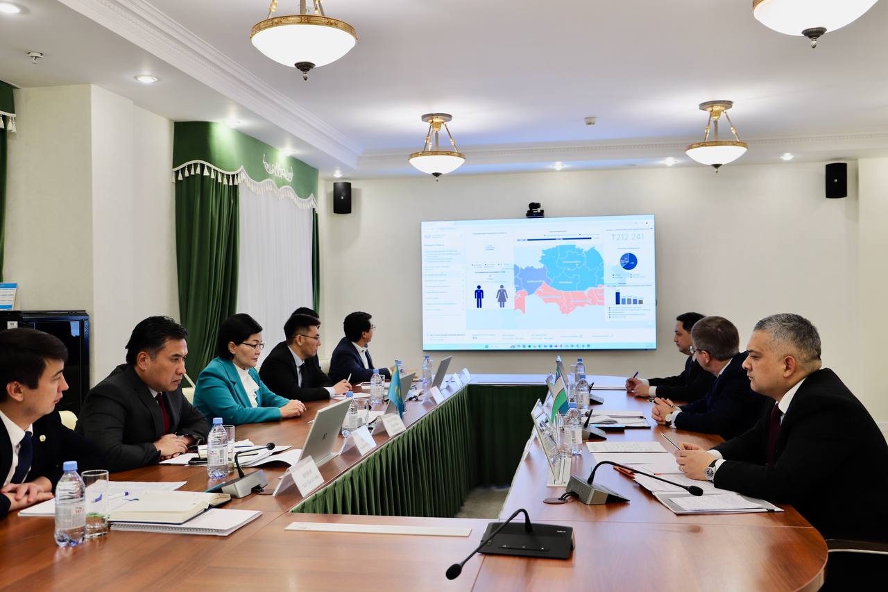С. Жақыпова Өзбекстан Елшісі Б. Ибрагимовпен кездесті