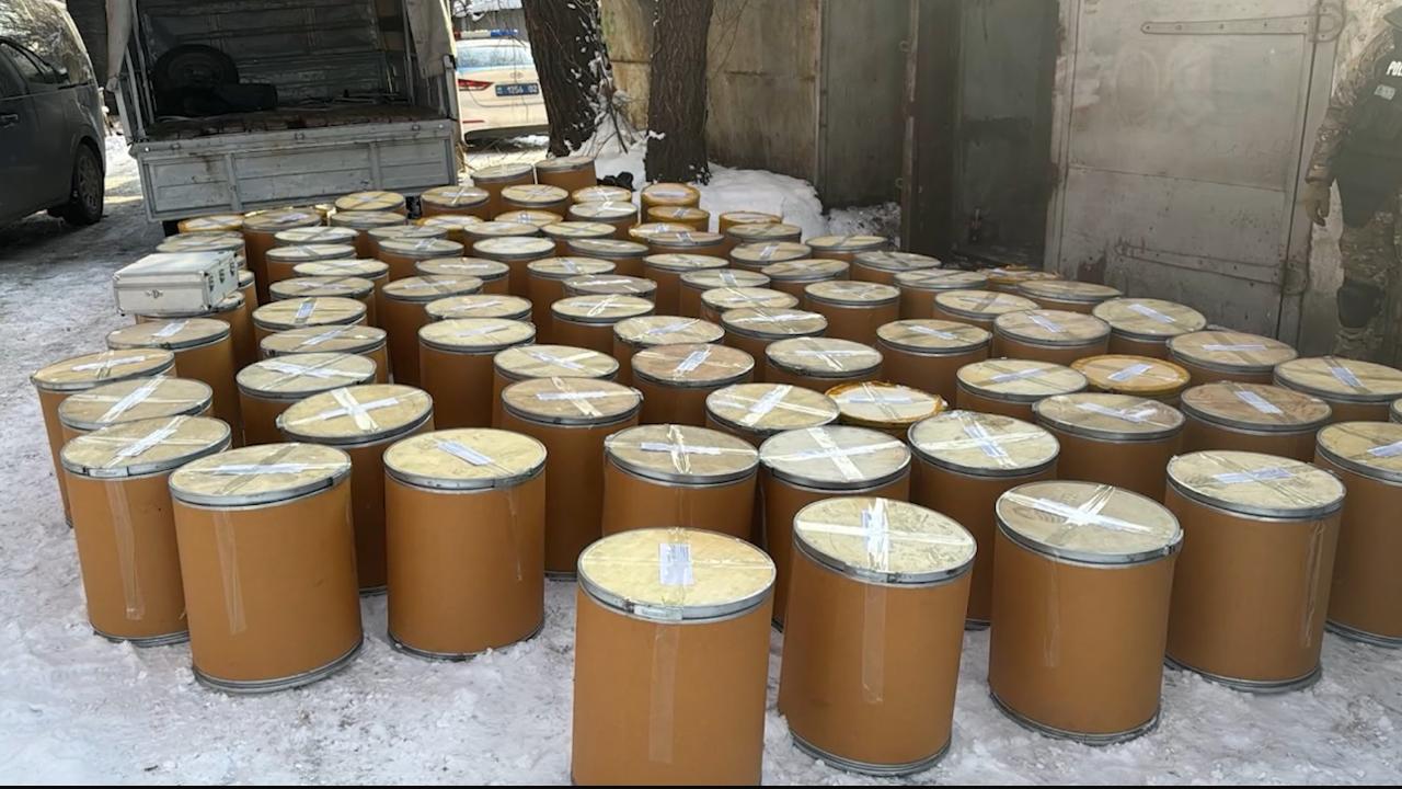 Прекурсоры к «синтетики» на сумму более 420 миллионов тенге изъяты в Алматы
