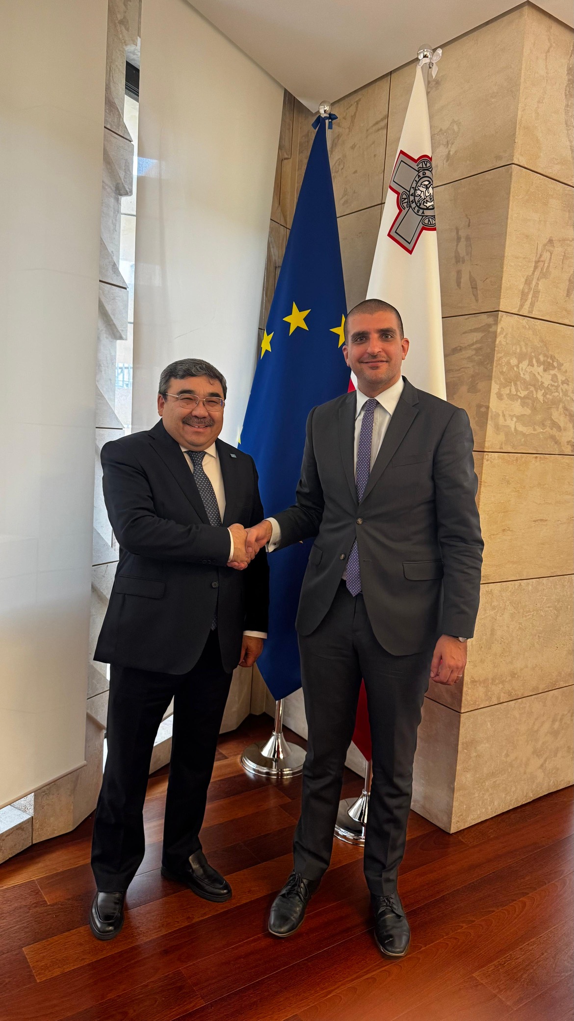 Kazakhstan e Malta sono interessati ad ampliare la cooperazione