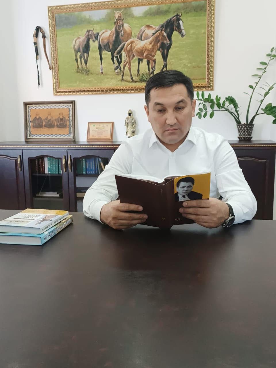 КІТАП - РУХАНИЯТТЫҢ АЛТЫН ҚАЗЫҒЫ.