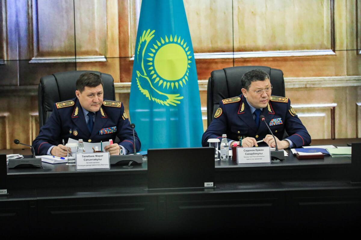 Ішкі істер министрі елорданың полиция департаментінде кеңес өткізді