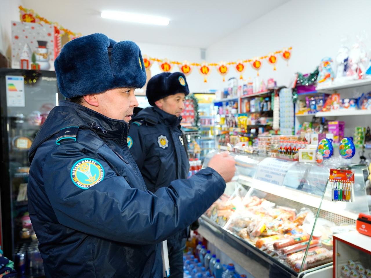 Рейд по борьбе с незаконной продажей насвая провели в столичном районе Алматы