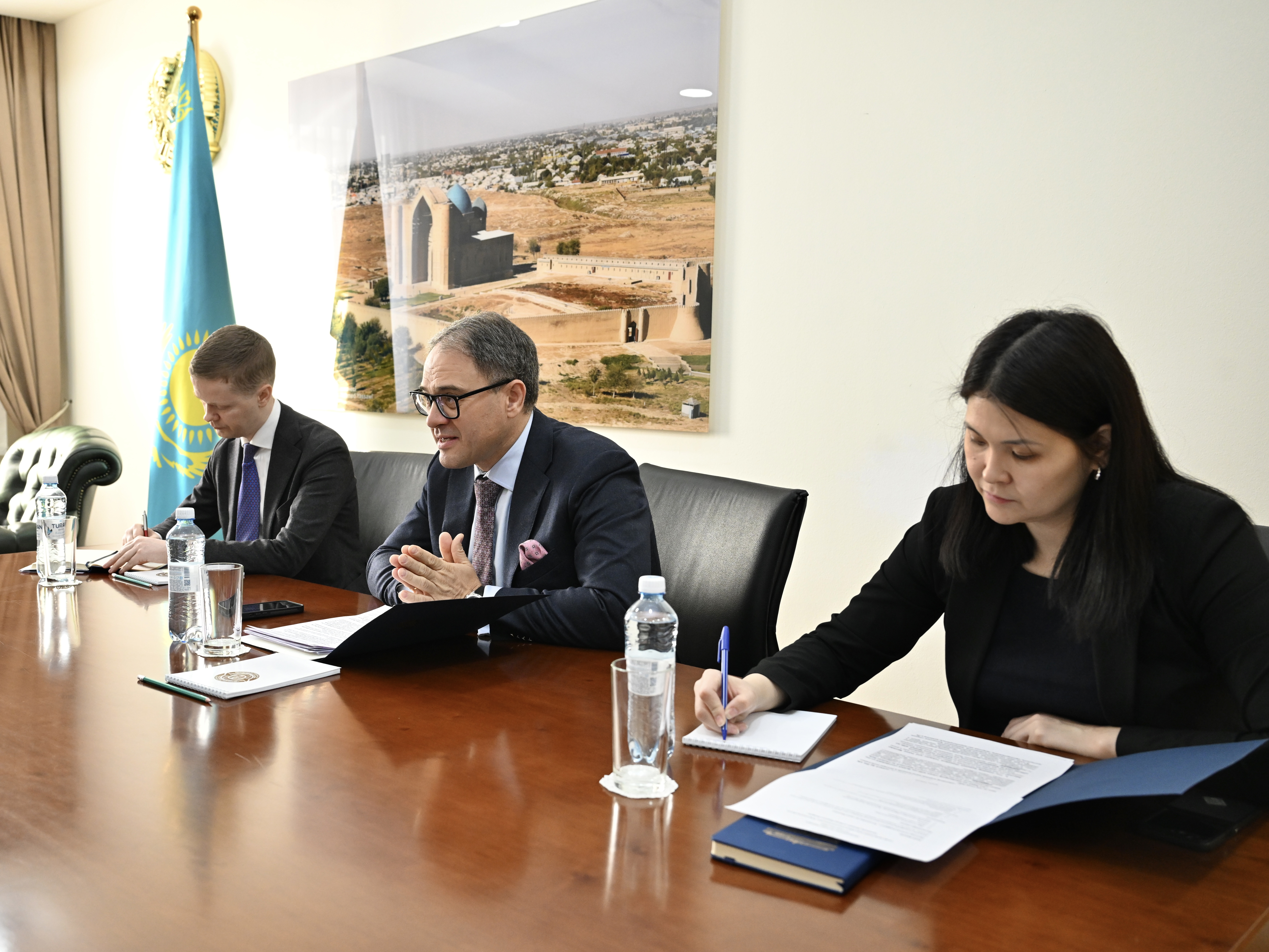 Kazakhstan-UK Strategic Partnership Discussed at Foreign Ministry