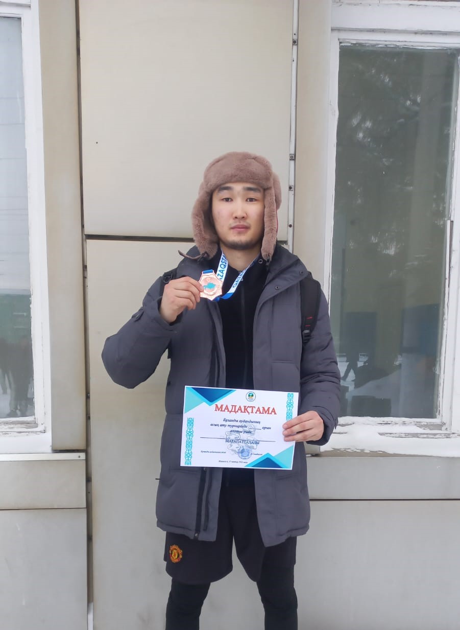 Бұланды ауданының "Асық ату" турнирінде Никольск ауылының тұрғыны Қасен Арман Берікұлы III-орын иеленді