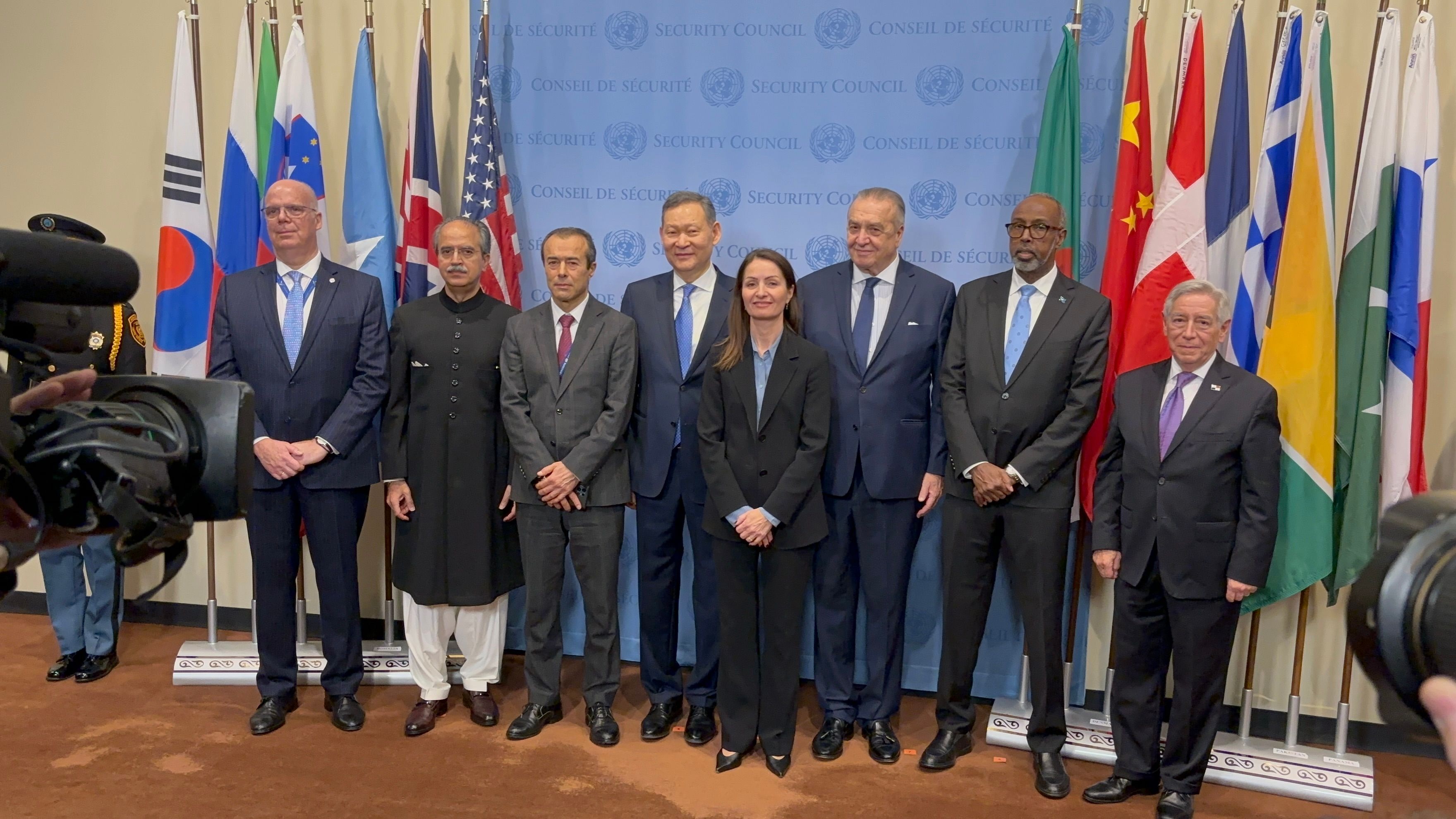 Жапон әйелі ақша үшін порно Бюсти лесбиянки секіру фаллус порно