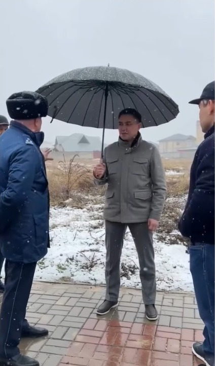 ҚАЛА ӘКІМІ БІРҚАТАР ӘЛЕУМЕТТІК ЖӘНЕ ҚҰҚЫҚ ҚОРҒАУ НЫСАНДАРЫН АРАЛАДЫ