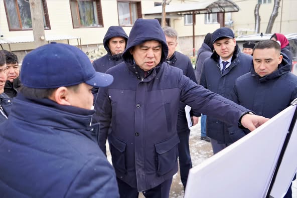 ТҮРКІСТАН: ОБЛЫС ӘКІМІНІҢ БІРІНШІ ОРЫНБАСАРЫ КЕНТАУДАҒЫ МАҢЫЗДЫ НЫСАНДАРДЫ АРАЛАДЫ