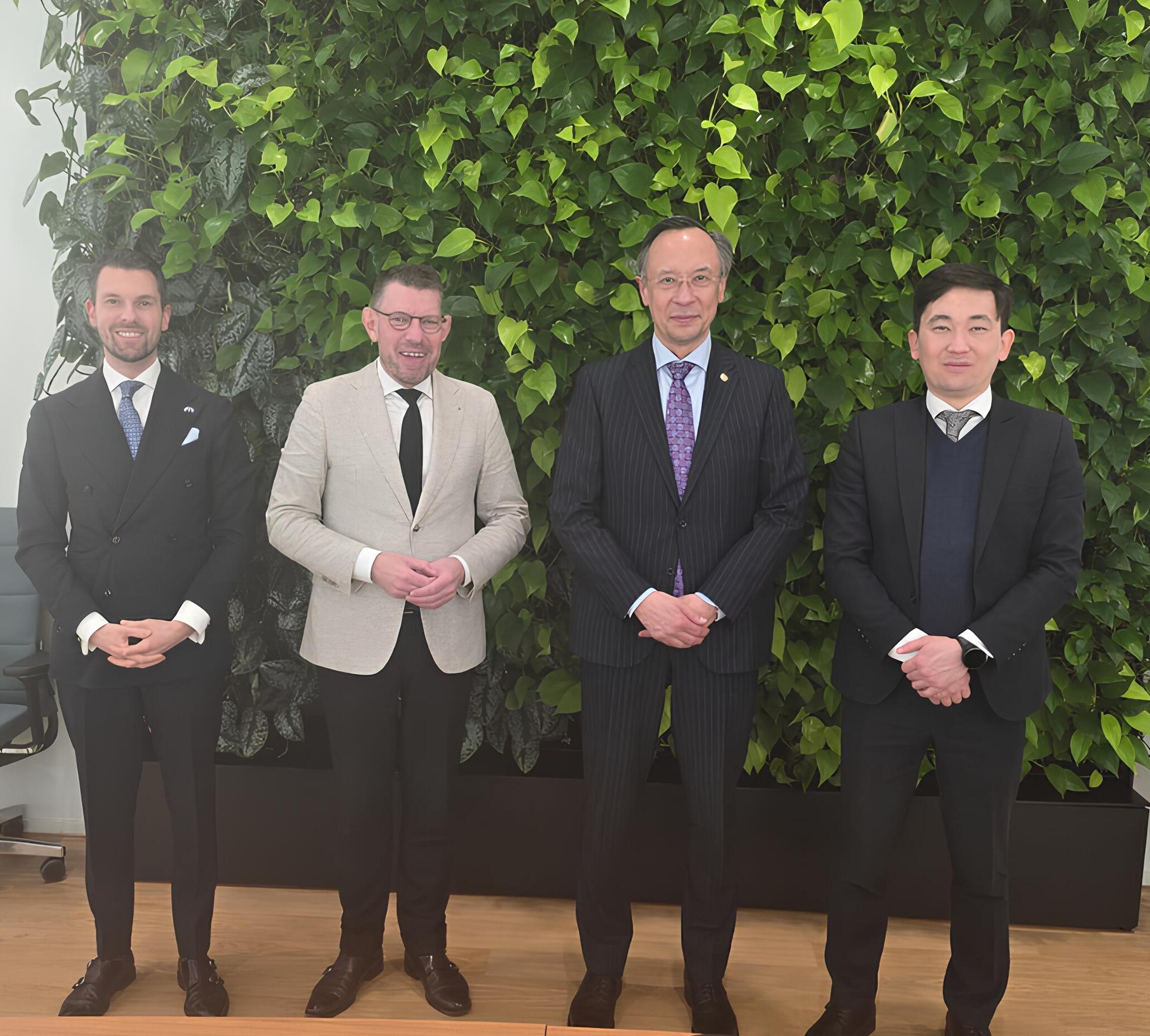 Kazakhstan Strengthens Cooperation with Westland – the Global Capital of Greenhouse Agriculture