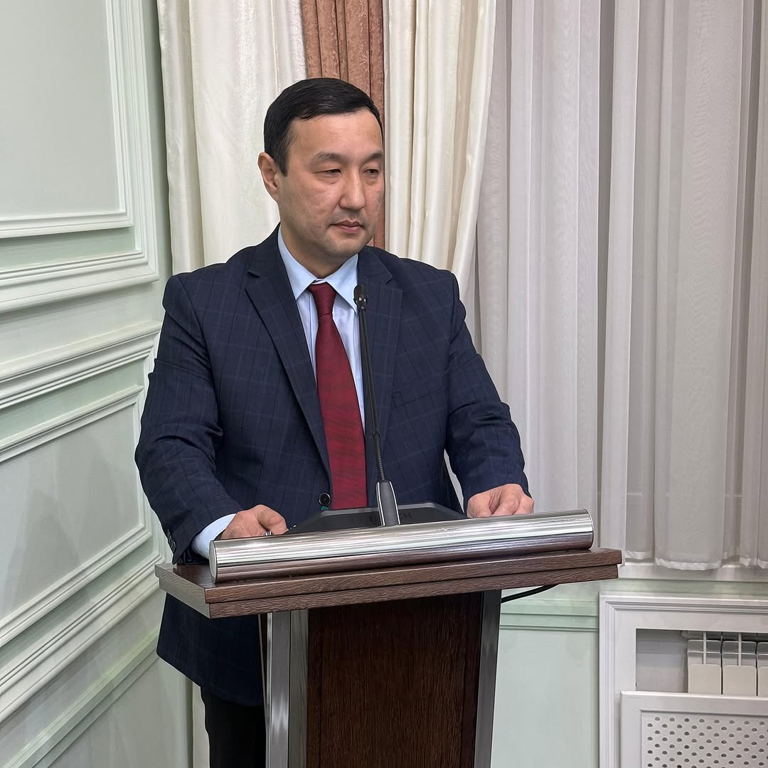 📌 Мемлекеттік қызметтер көрсету мәселелері жөніндегі ведомствоаралық жұмыс тобының көшпелі отырысы