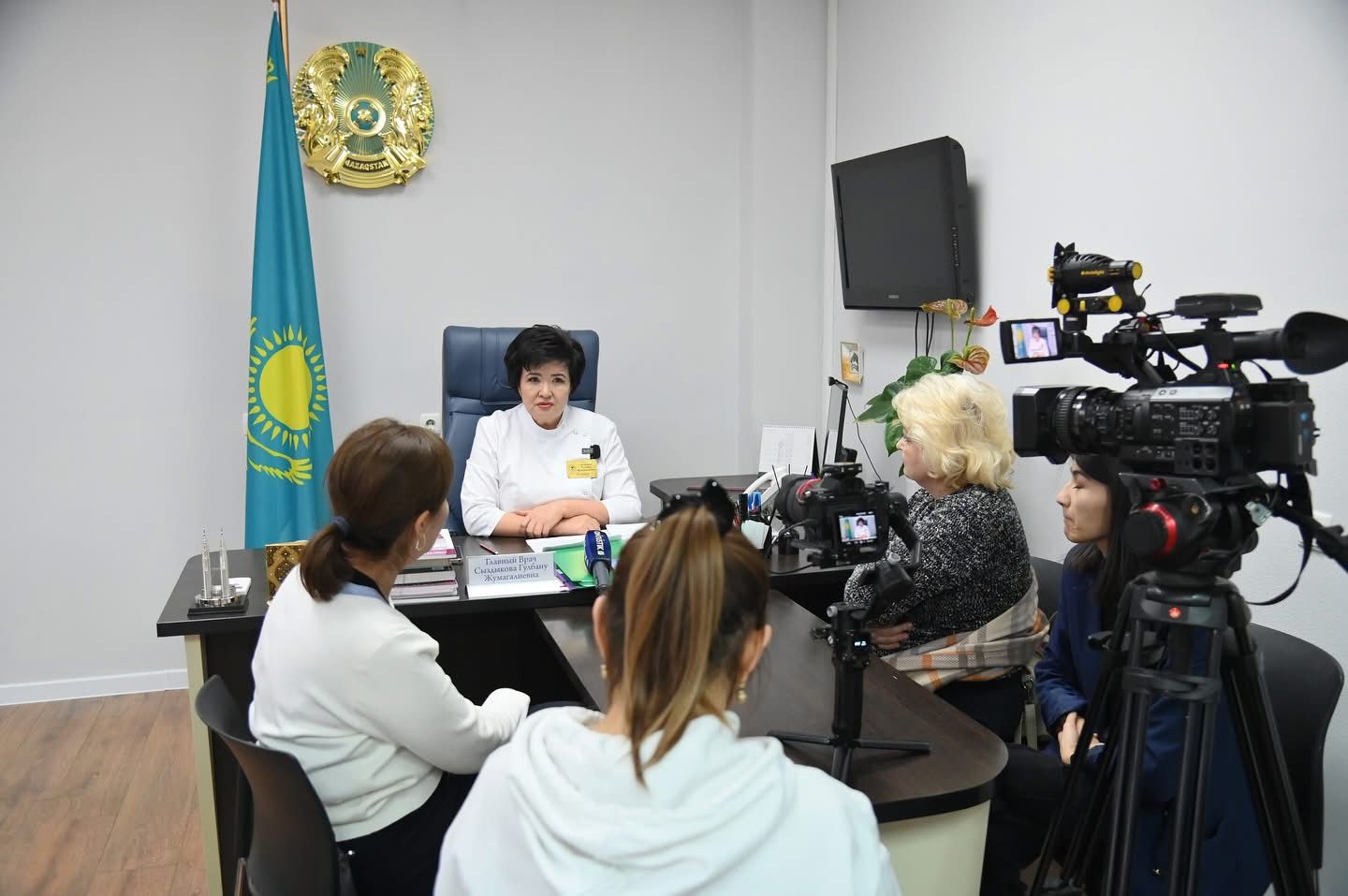 ШЫМКЕНТТЕ ПЕРИНАТАЛДЫҚ ОРТАЛЫҚТА ЖАҢА ТУҒАН НӘРЕСТЕГЕ ЕКІ КҮРДЕЛІ ОТА ЖАСАЛДЫ