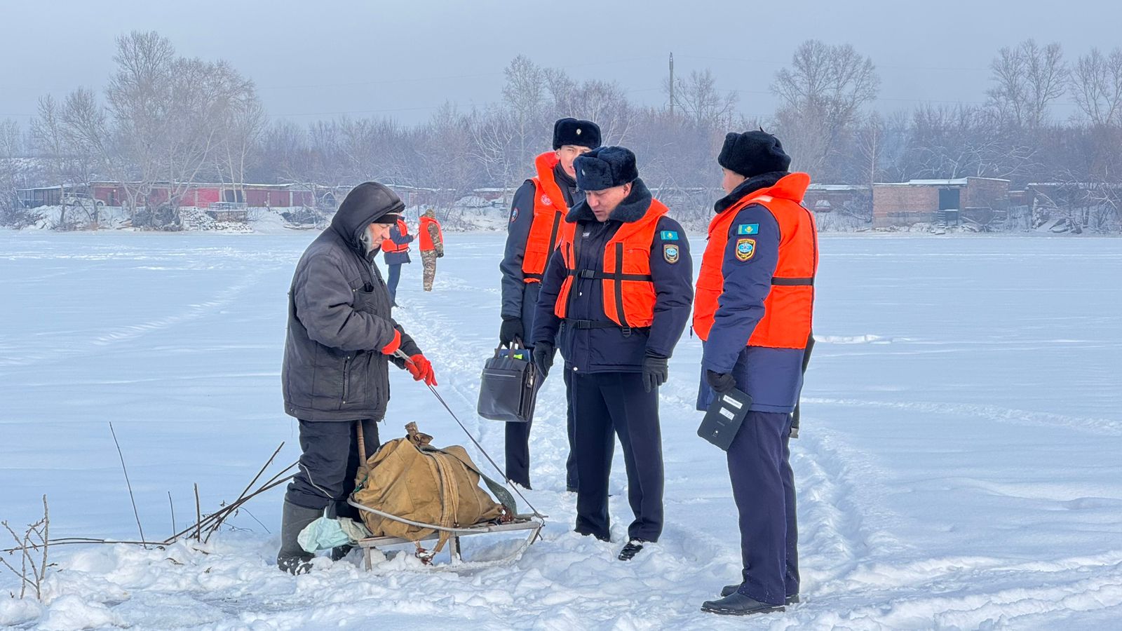 ТЖМ жұқа мұз үстіндегі қауіпті еске салады
