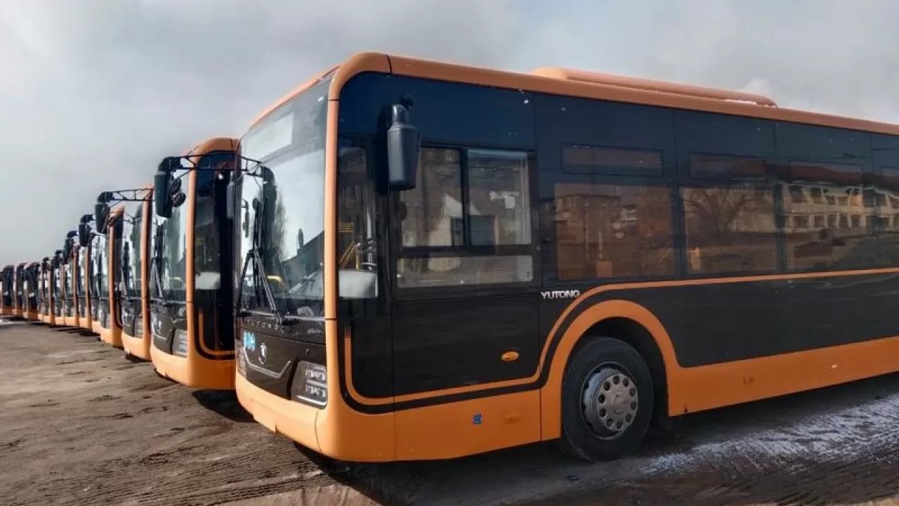 Комфортабельные оранжевые автобусы вернулись на улицы Балхаша   