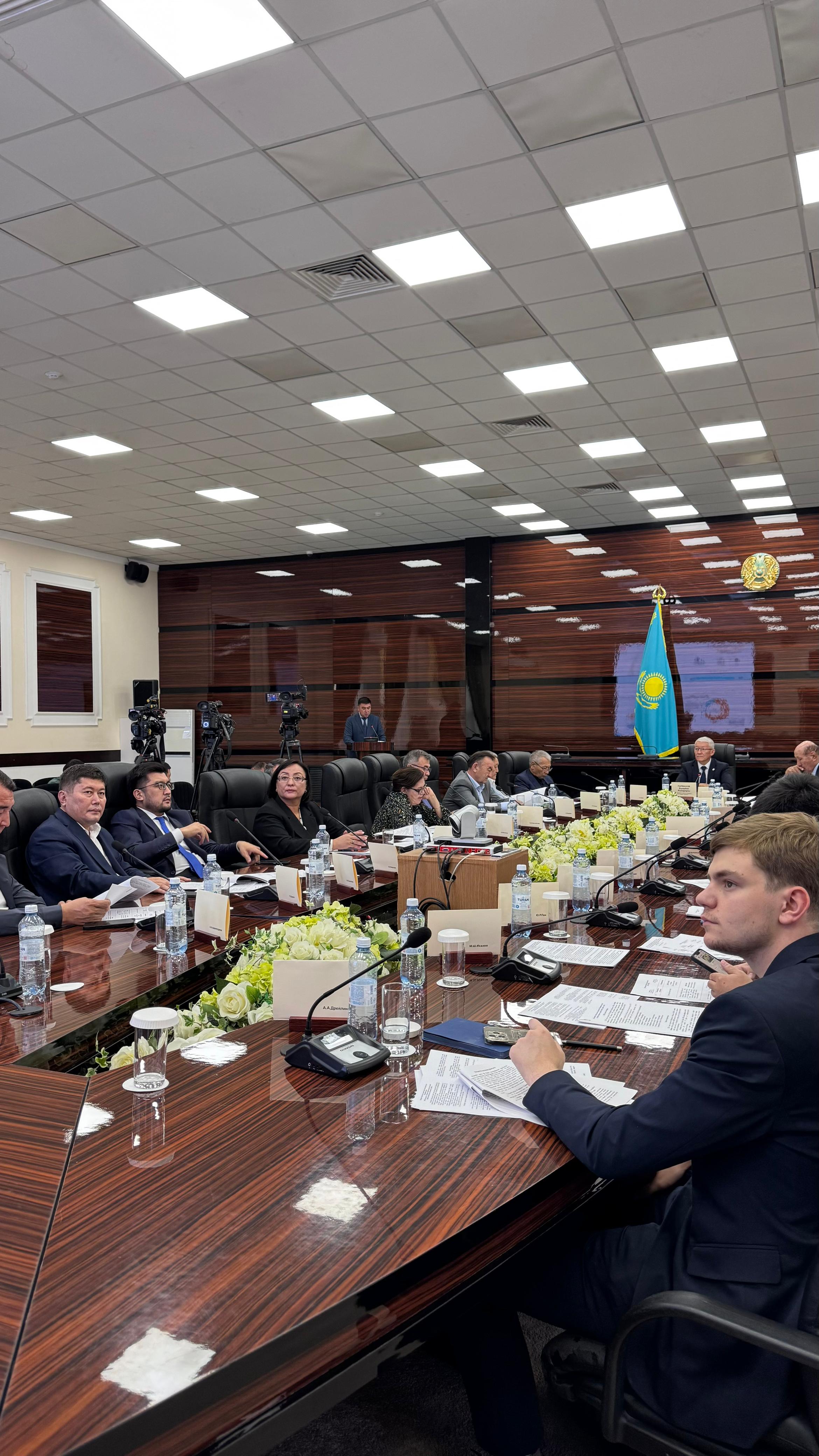 ШЫМКЕНТ ҚАЛАСЫНЫҢ ҚОҒАМДЫҚ КЕҢЕСІНІҢ ОТЫРЫСЫ ӨТТІ