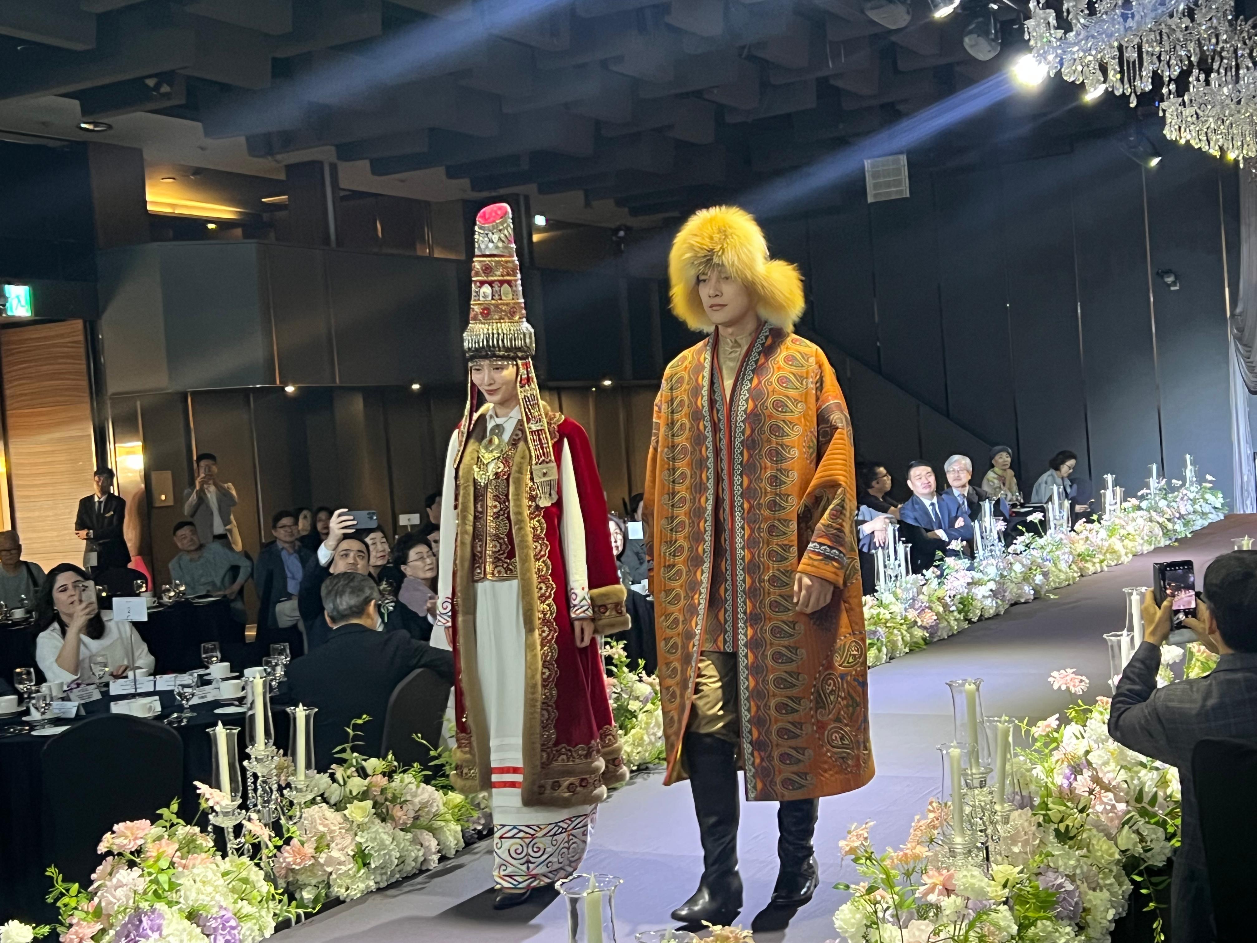 Kazakh Traditional Fashion Show Held in Seoul
