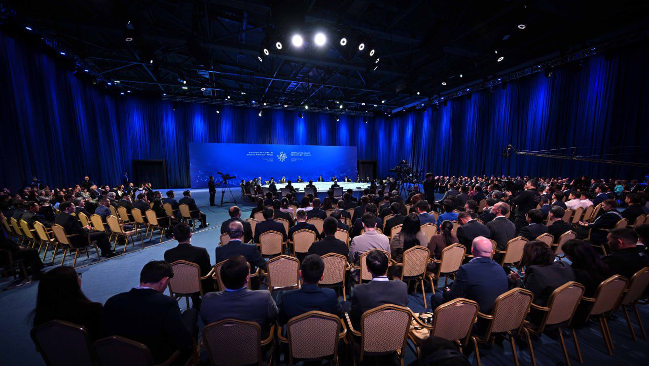 Глава государства поручил создать специализированный исследовательский университет в области ИИ