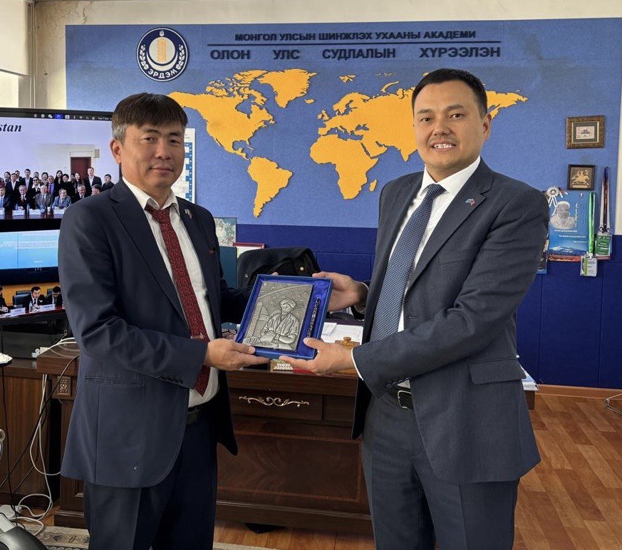 Ambassador of Kazakhstan Almas Seitakynov in Mongolia met with the leadership of the Institute of International Studies of the Mongolian Academy of Sciences
