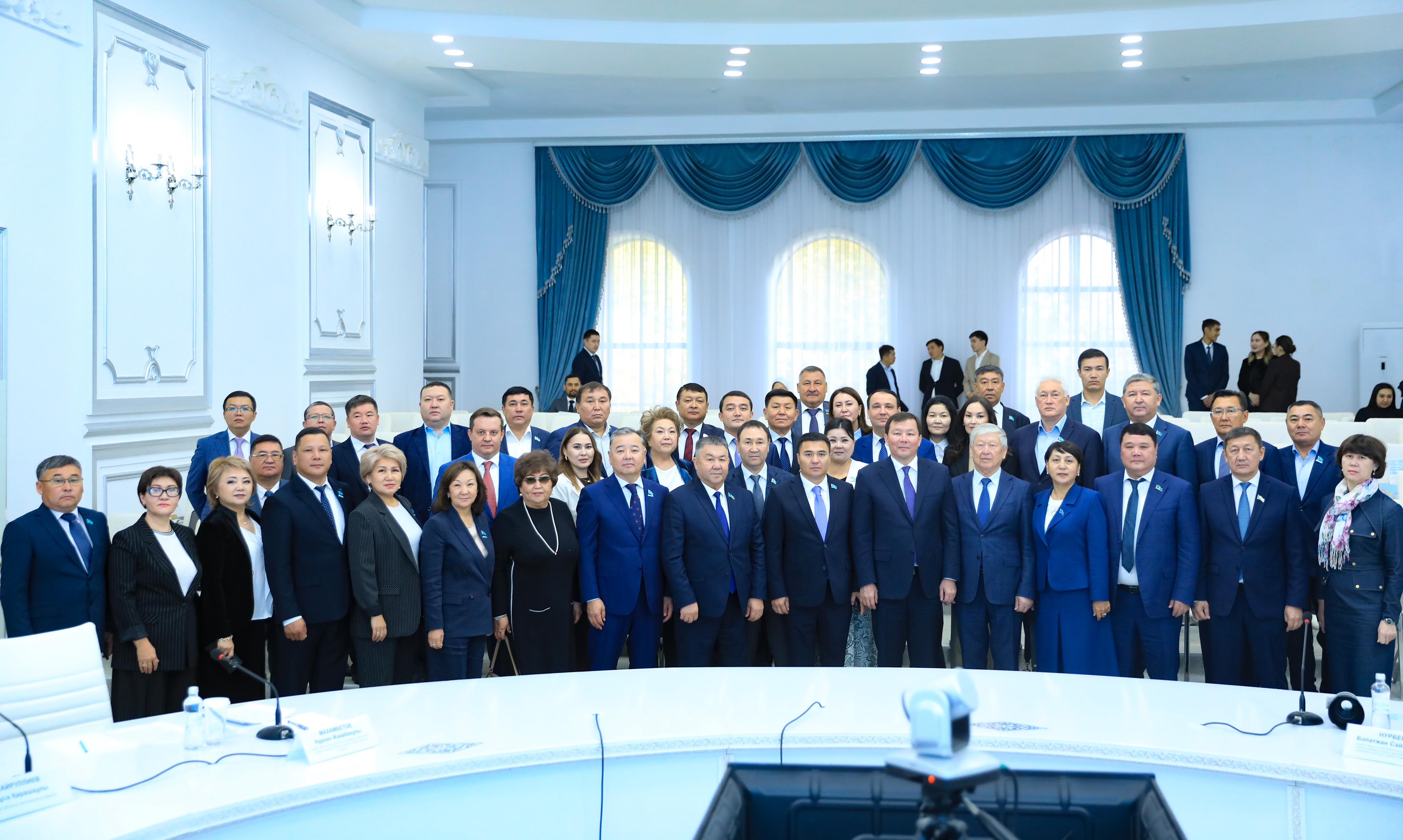 Сегодня в Актобе состоялся республиканский семинар, посвящённый вопросам эффективного планирования бюджетных средств в контексте задач, обозначенных в Послании Президента Республики Казахстан Касым-Жомарта Токаева.