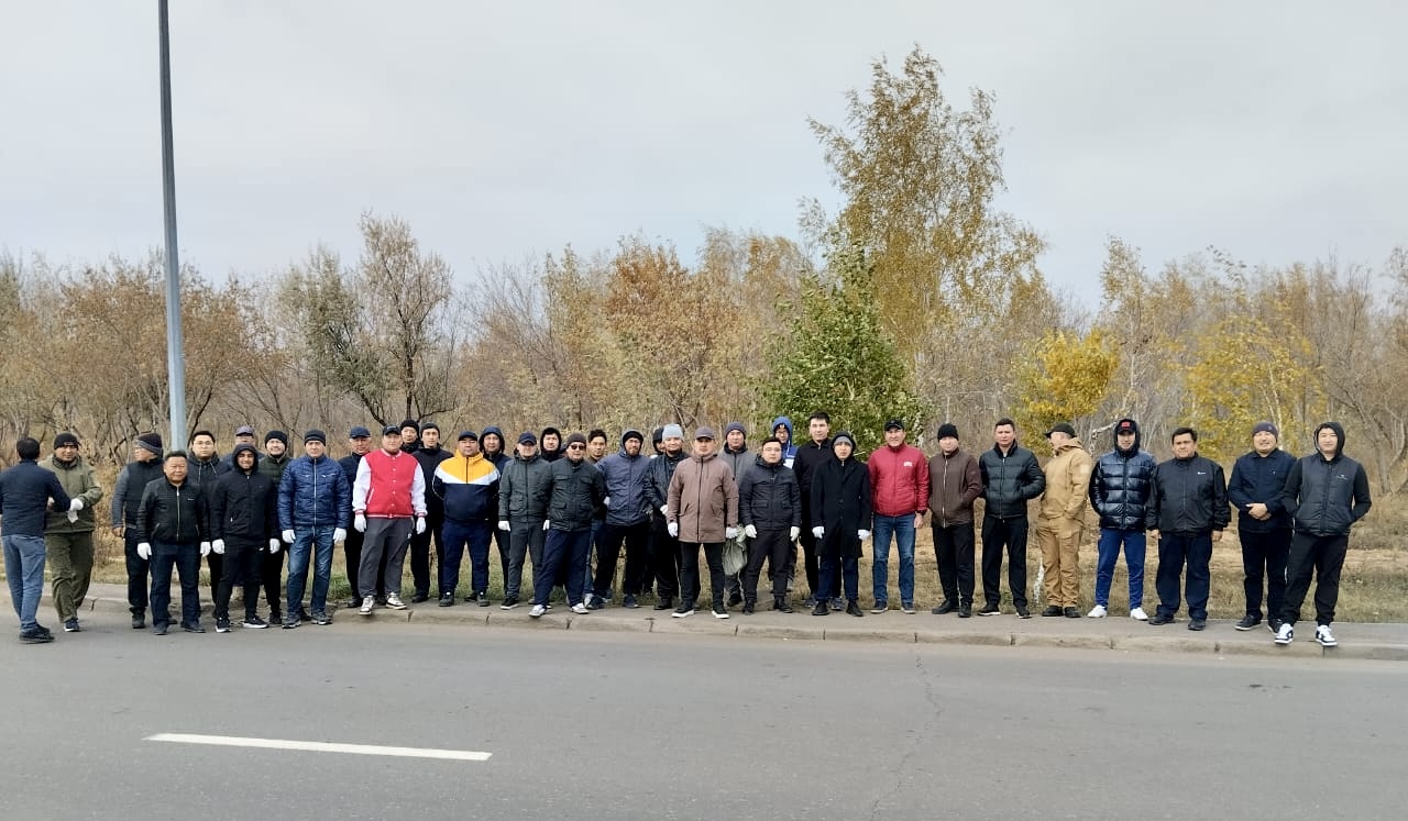 🌳Сотрудники ГУ”Управление жилья и жилищной инспекции города Астаны” приняли участие в масштабной экологической акции “Таза Қазақстан.