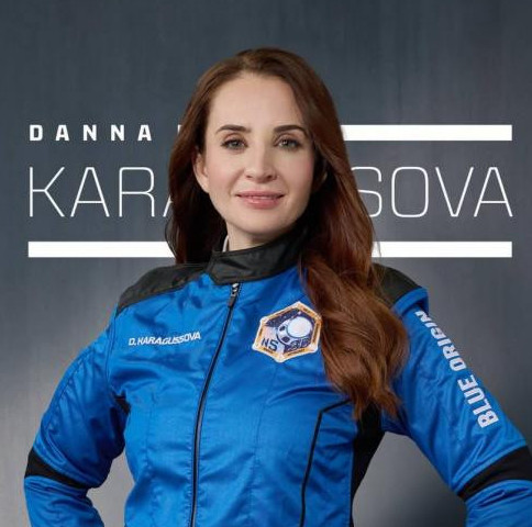 Легенда космонавтики Токтар Аубакиров поздравил Дану Карагусову с историческим полетом