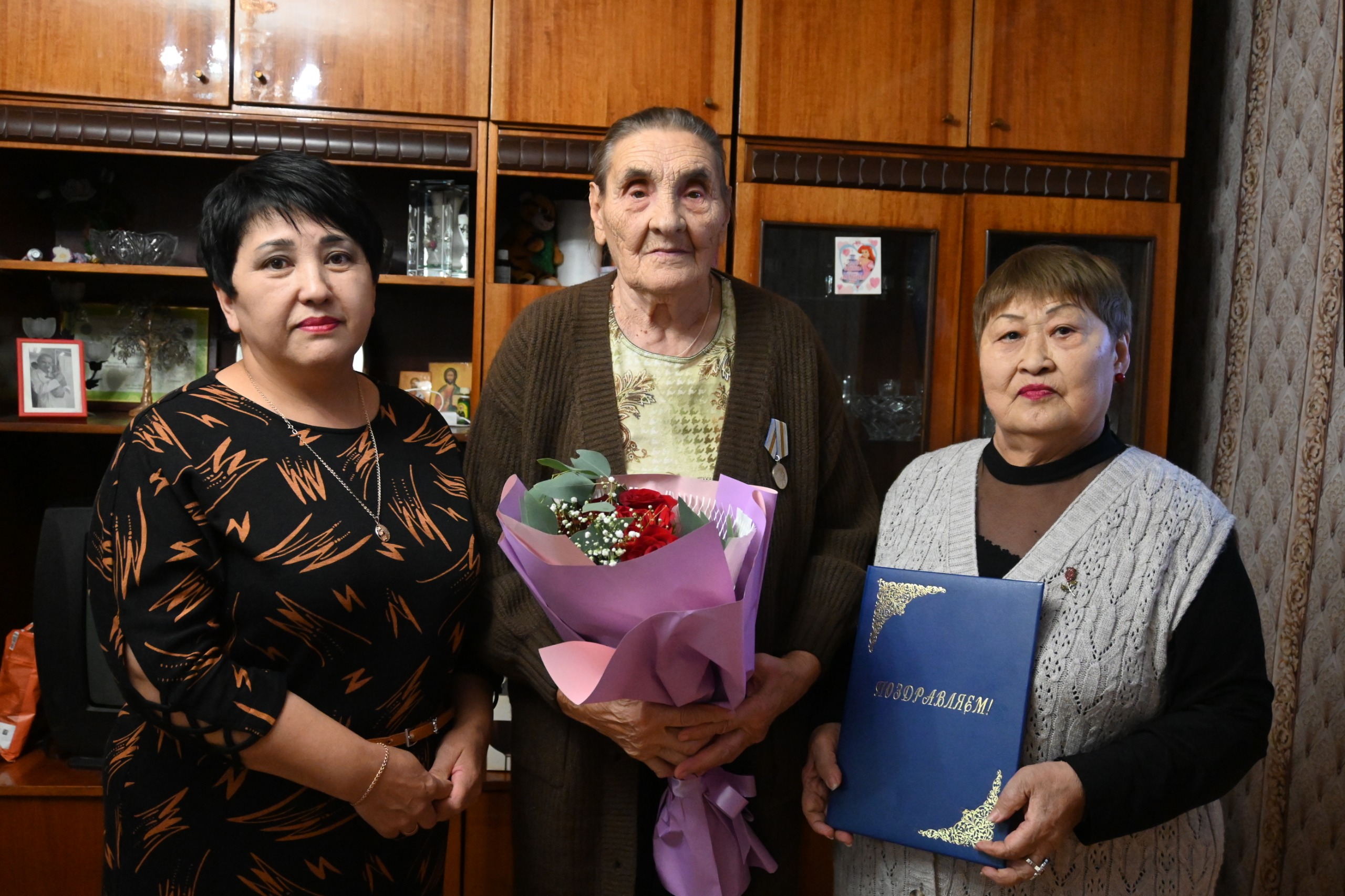 90 жыл даналықтың, күш-қуаттың және адал қызметтің белгісі