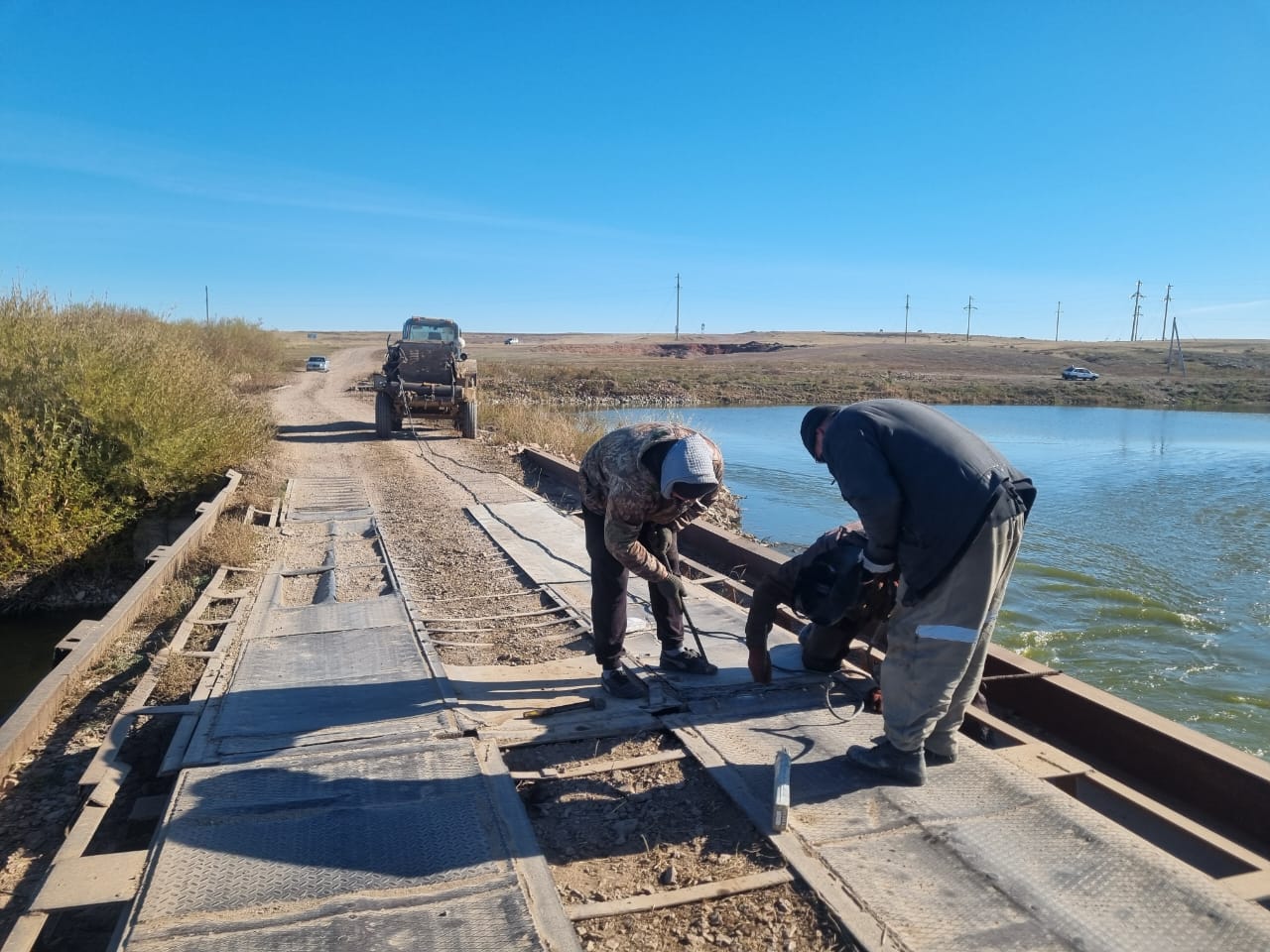 Нұра өзенінің өткелінде жөндеу жұмыстарын жүргізу.