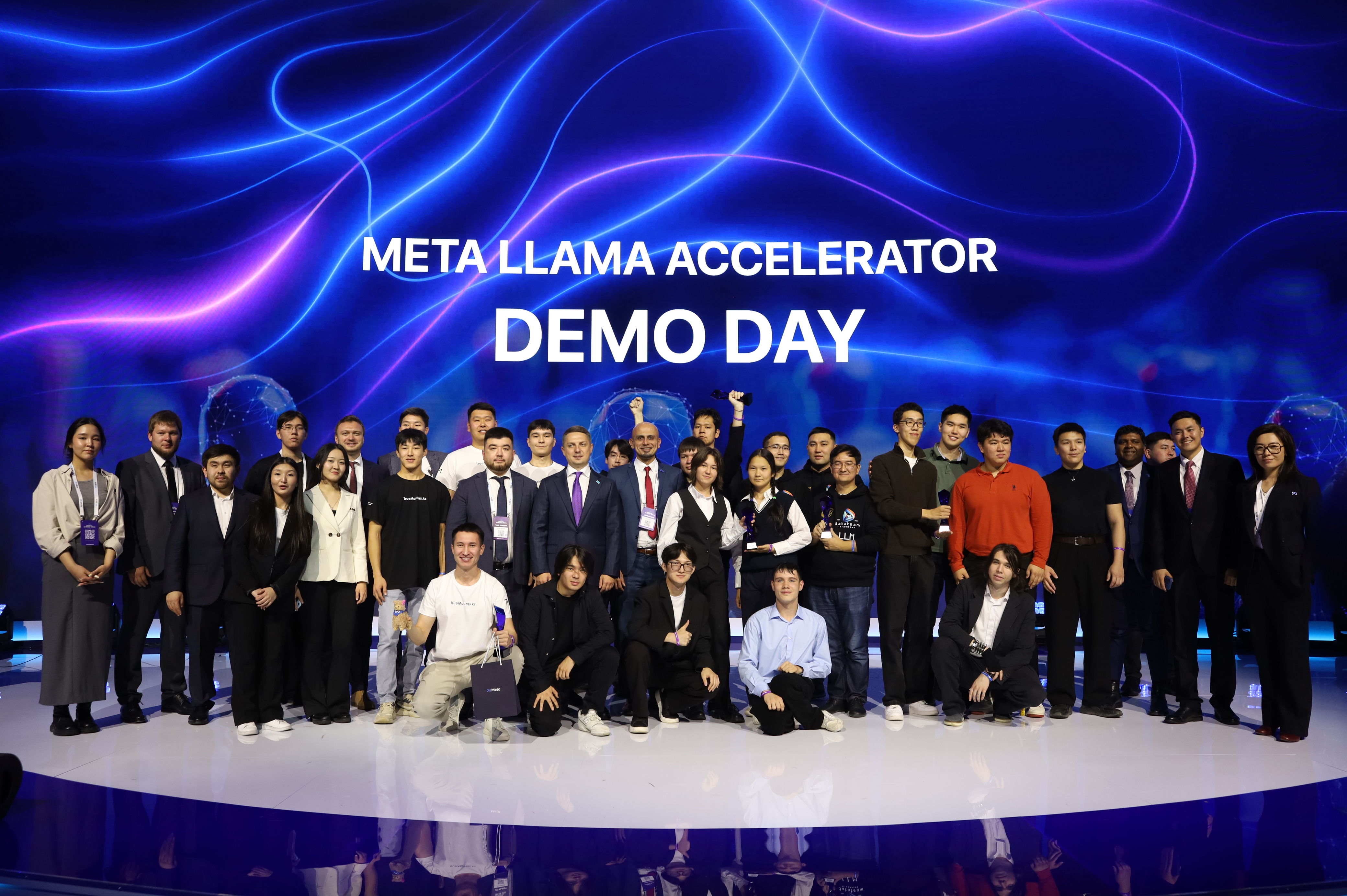 Digital Bridge 2025 аясында Meta Llama Accelerator жеңімпаздары жарияланды