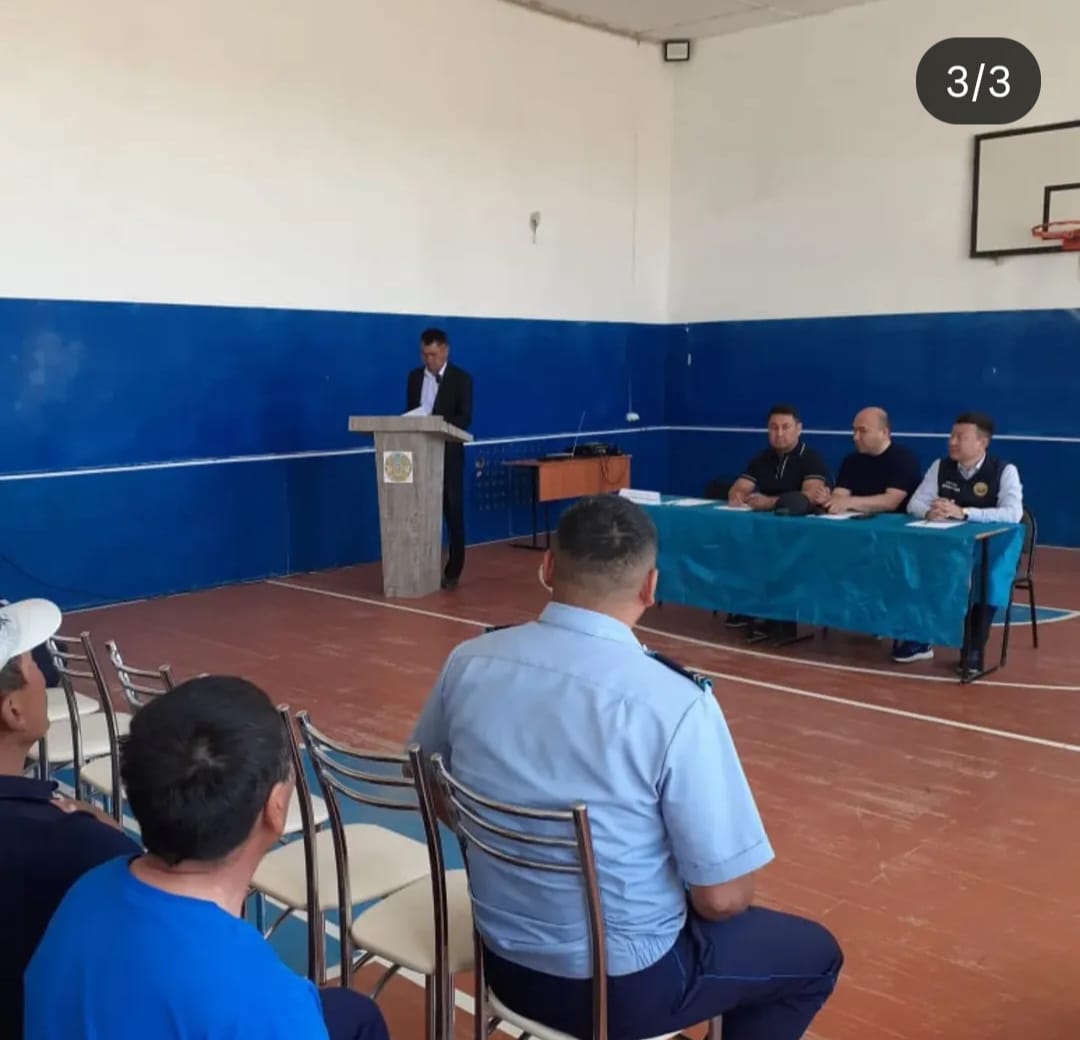 Нұра ауданы әкімінің Жанбөбек ауылының тұрғындарымен есептік кездесуі