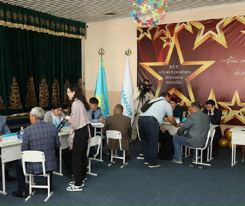 ҚАРАТАУ АУДАНЫНДА МОБИЛЬДІ ҚОҒАМДЫҚ ҚАБЫЛДАУ ӨТТІ