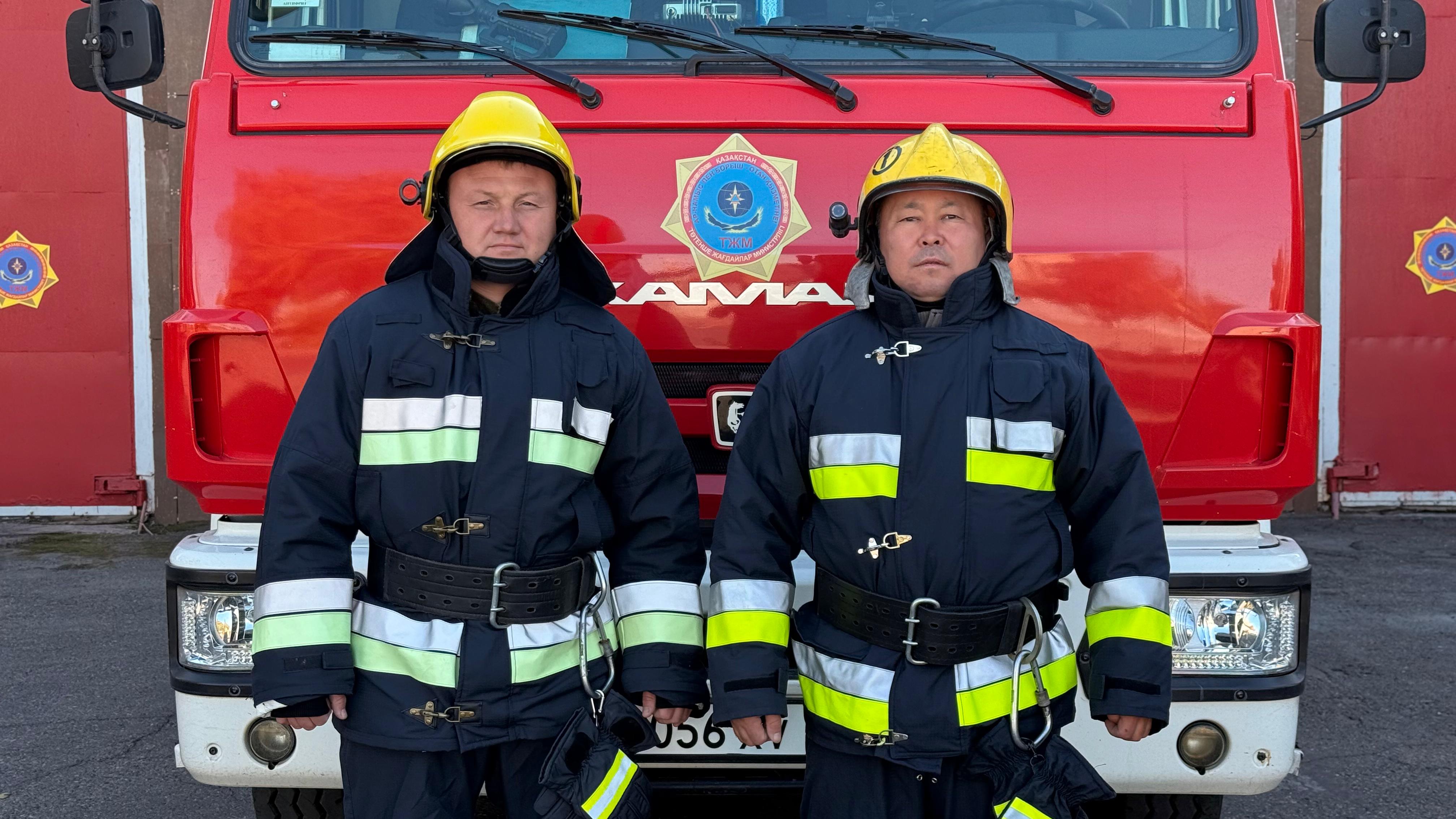 ТЖМ 30 жылдығы: капитан Ұлан Нұрбеков пен старшина Равиль Шарафудинов қызметтің тірегі мен абыройын сақтаушылар