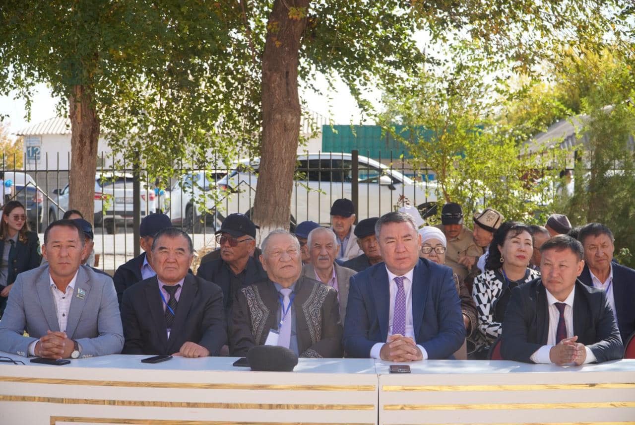 БӘЙДІБЕК: АБАЙ ПОЭЗИЯСЫНДАҒЫ ҰЛТТЫҚ БОЛМЫС ПЕН АДАМЗАТТЫҚ ҚҰНДЫЛЫҚТАР ТУРАЛЫ СЕМИНАР ӨТКІЗІЛДІ