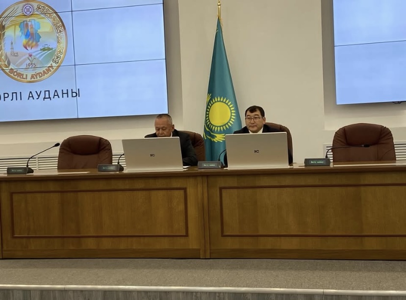 2025 жылдың 15 қазан күні Бөрлі ауданы қоғамдық кеңесінің отырысы кеңес төрағасы Б.Макеевтің төрағалығымен өтті