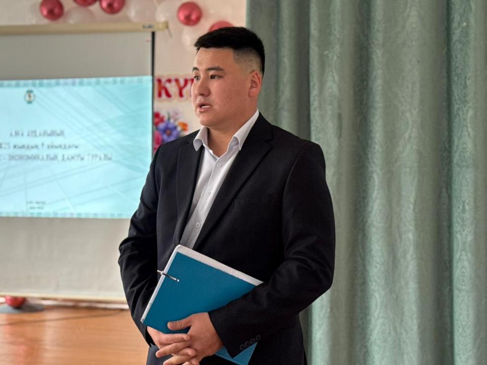 Алға ауданының әкімі Қарақұдық ауылдық округінің тұрғындарымен кездесті