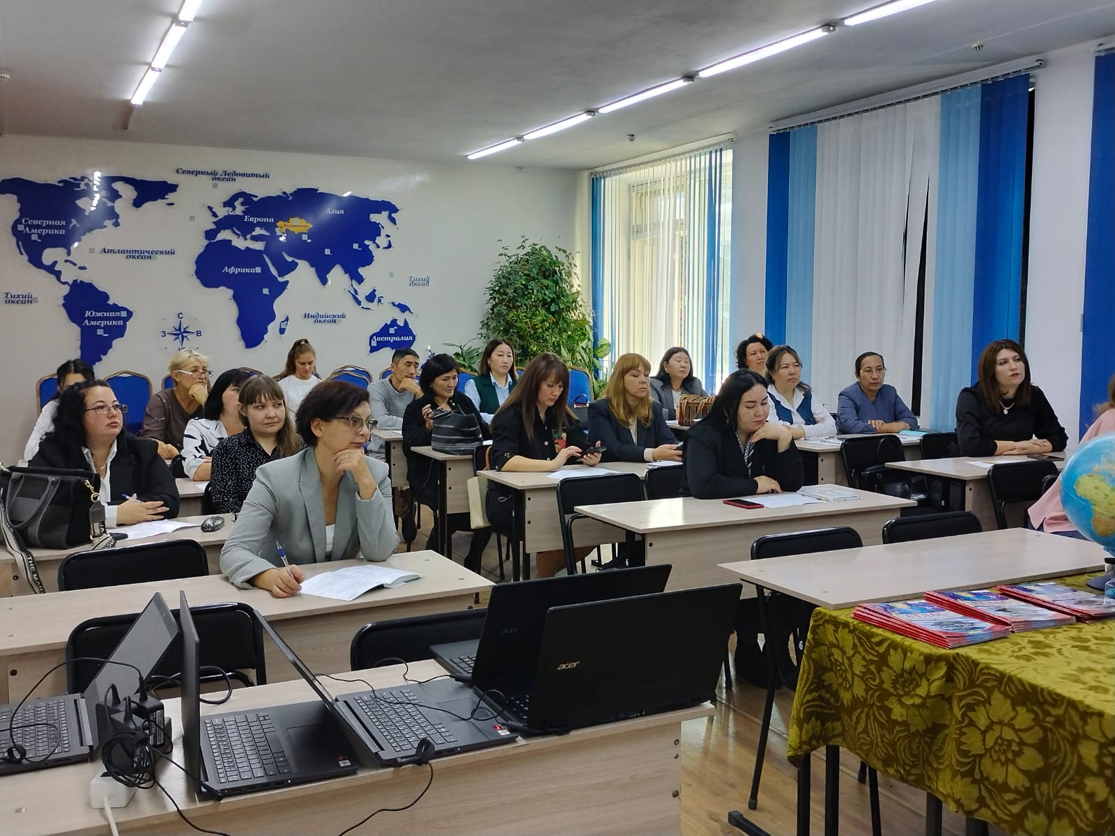 Итоги областного семинара «Цифровые инструменты и ресурсы для преподавания географии: программы, приложения и онлайн платформы для проведения интерактивных уроков»