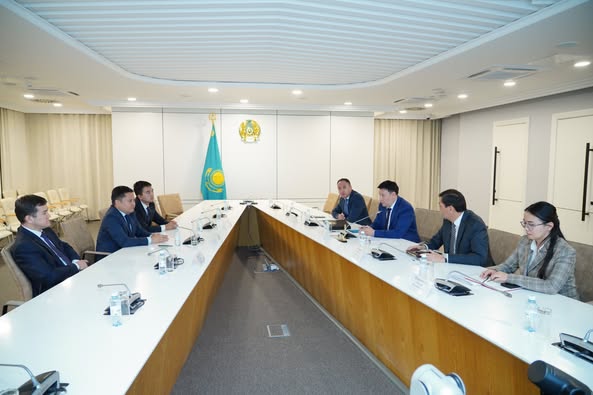 ТҮРКІСТАН: БІЛІМ САПАСЫН КӨТЕРУ БАҒЫТЫНДАҒЫ ҰСЫНЫСТАР ТАЛҚЫЛАНДЫ