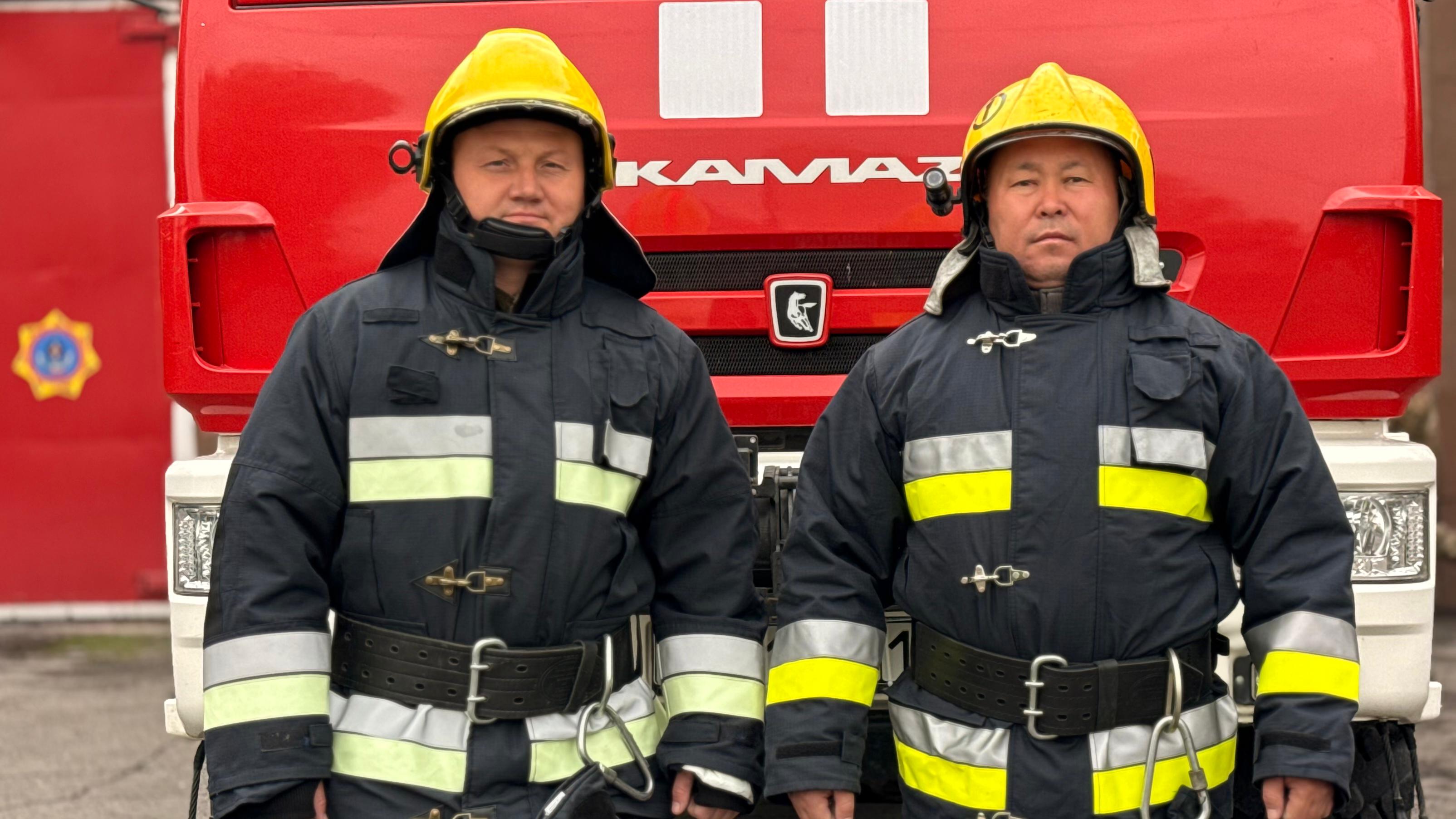 ТЖМ 30 жылдығы: капитан Ұлан Нұрбеков пен старшина Равиль Шарафудинов қызметтің тірегі мен абыройын сақтаушылар