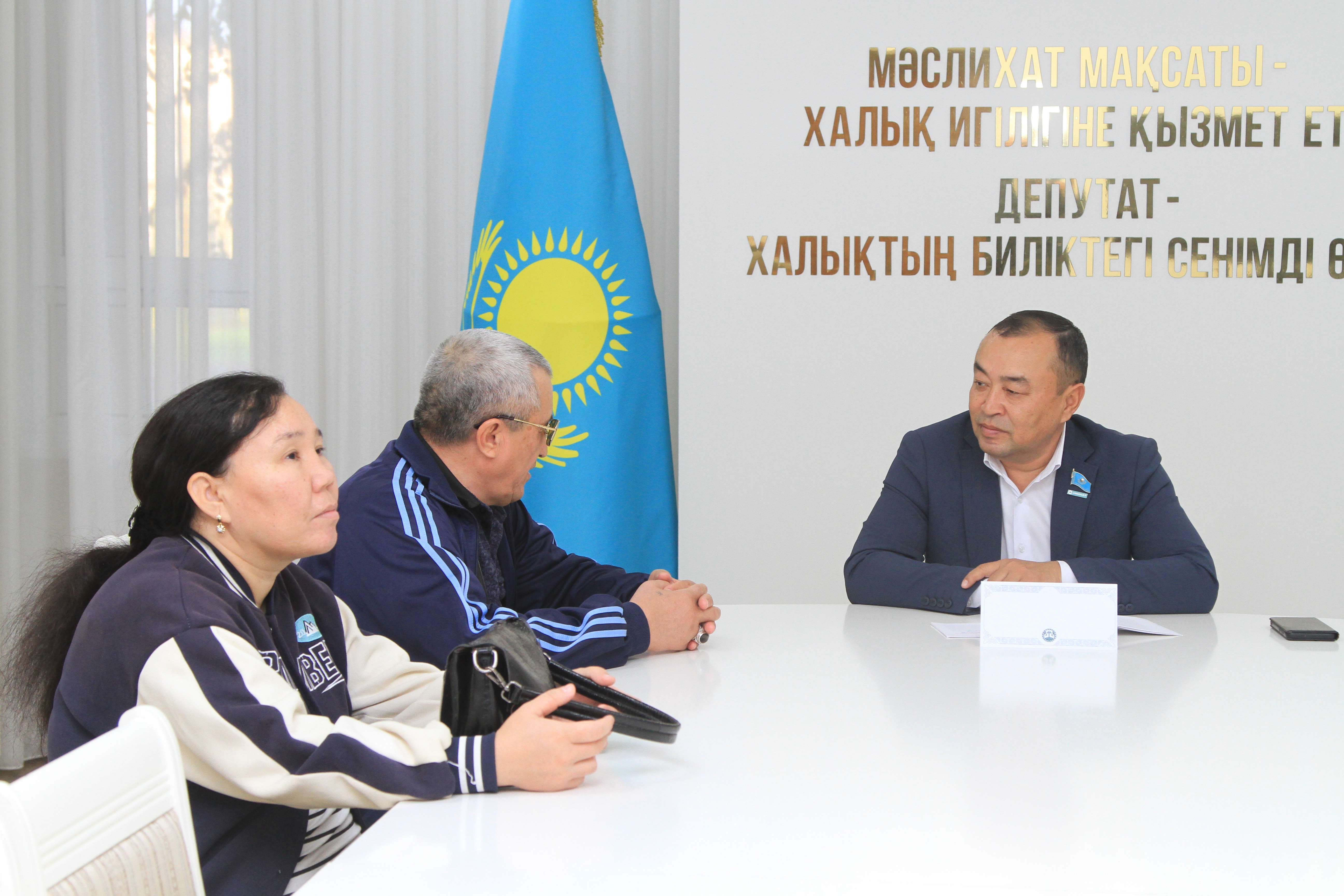 Депутаты провели прием