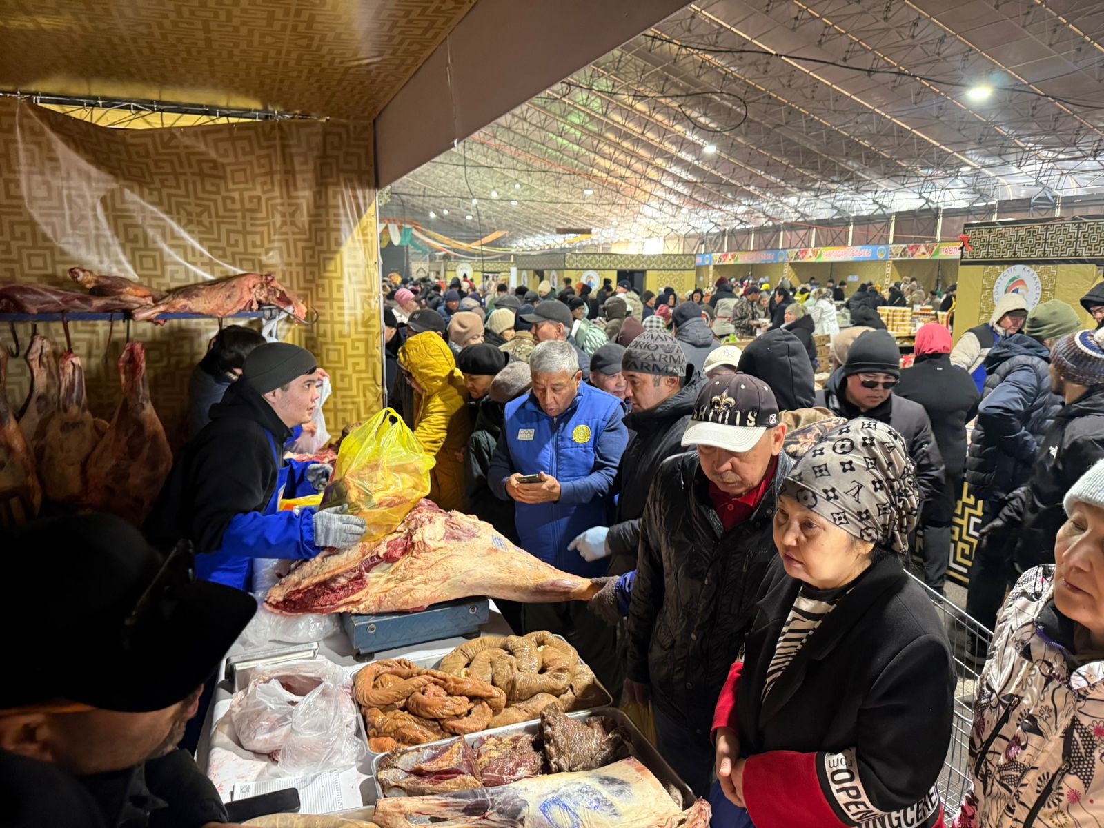 Сделано в СКО: 800 тонн фермерских продуктов привез регион на ярмарку в Астане