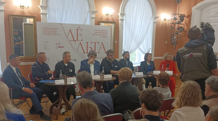 Старейший театр Казахстана представит свои спектакли в Астрахани